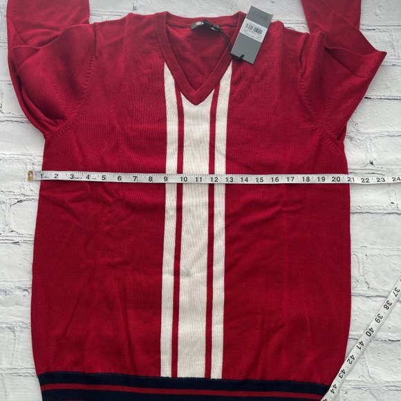 Rule 18 Men's V-Neck Sweater - Picture 4 of 9